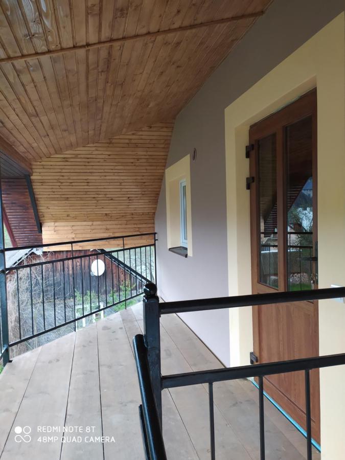 Panorama Apartment Kvasy Luaran gambar